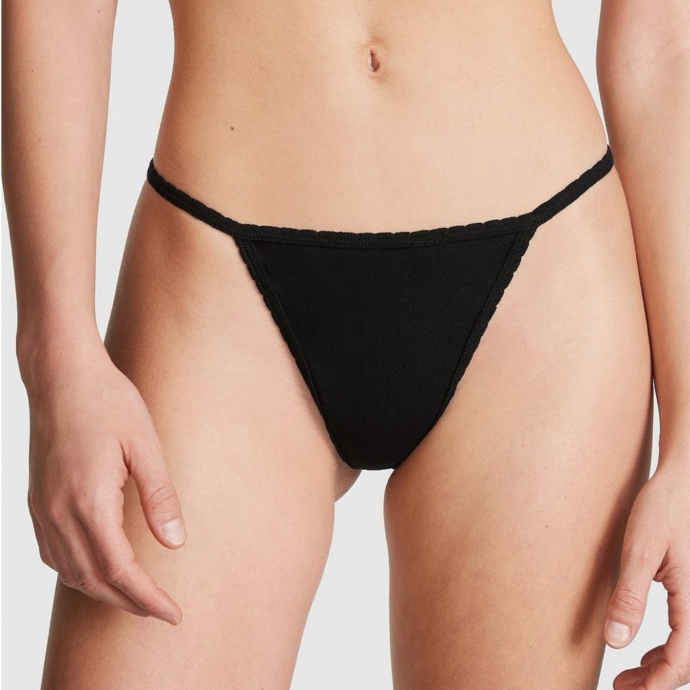 2/25$ Pink Victoria’s Secret V-String Thong – Textured Heart Pattern- M - NWT